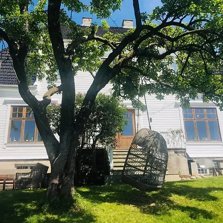 Nydelig Hus, Ons 2024 Βίλα *